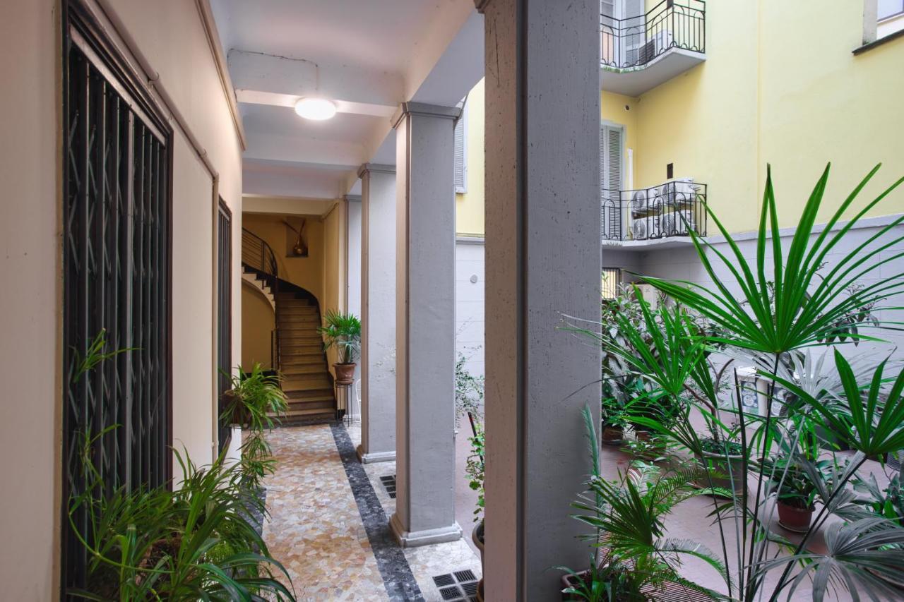דירות מילאנו Joivy Mauri - Cosy Flats Near The Duomo מראה חיצוני תמונה